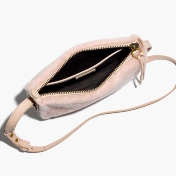 NWT Madewell Simple Genuine Shearling and Leather Crossbody Bag Avalon - Picture 3 of 15